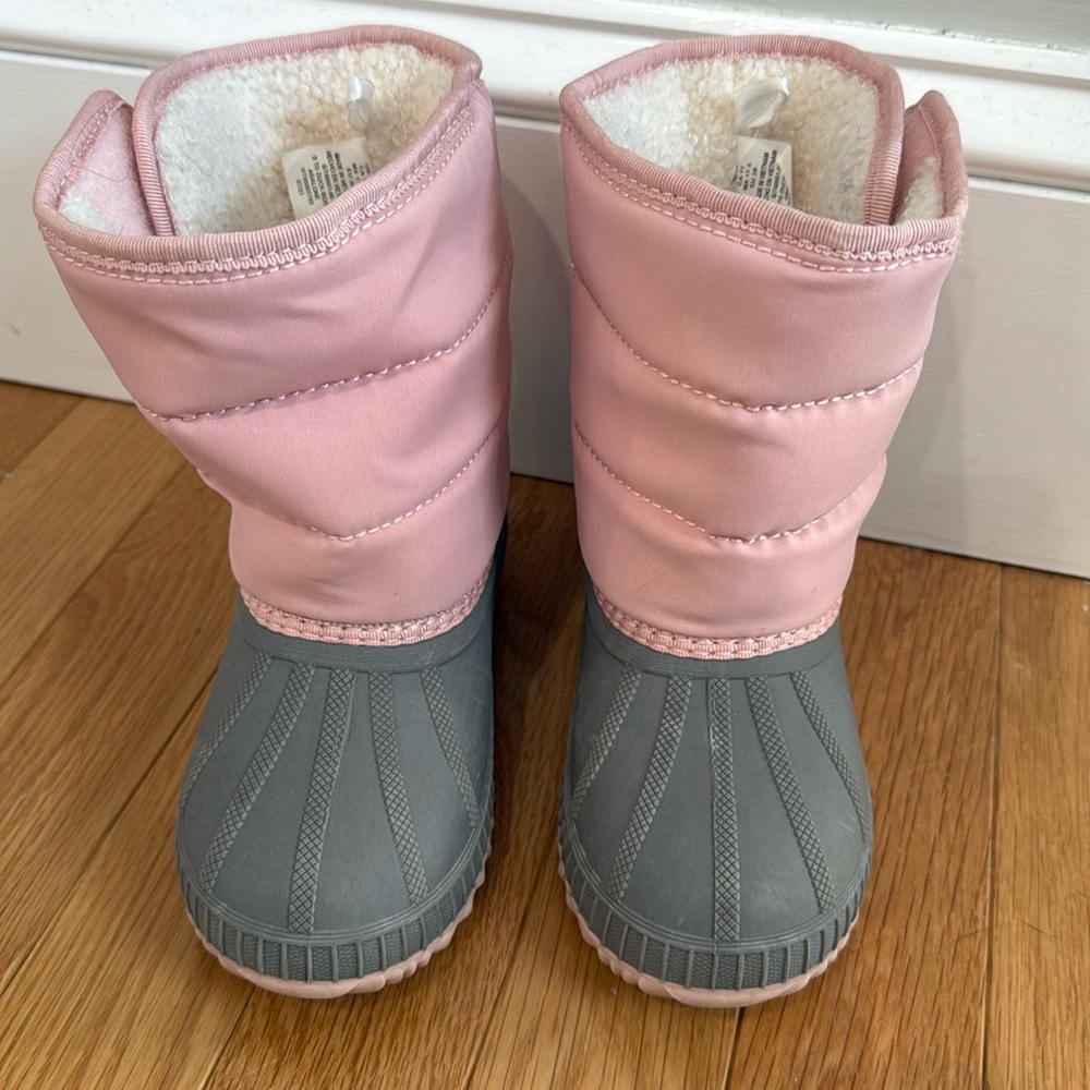 Old navy girls snow boots